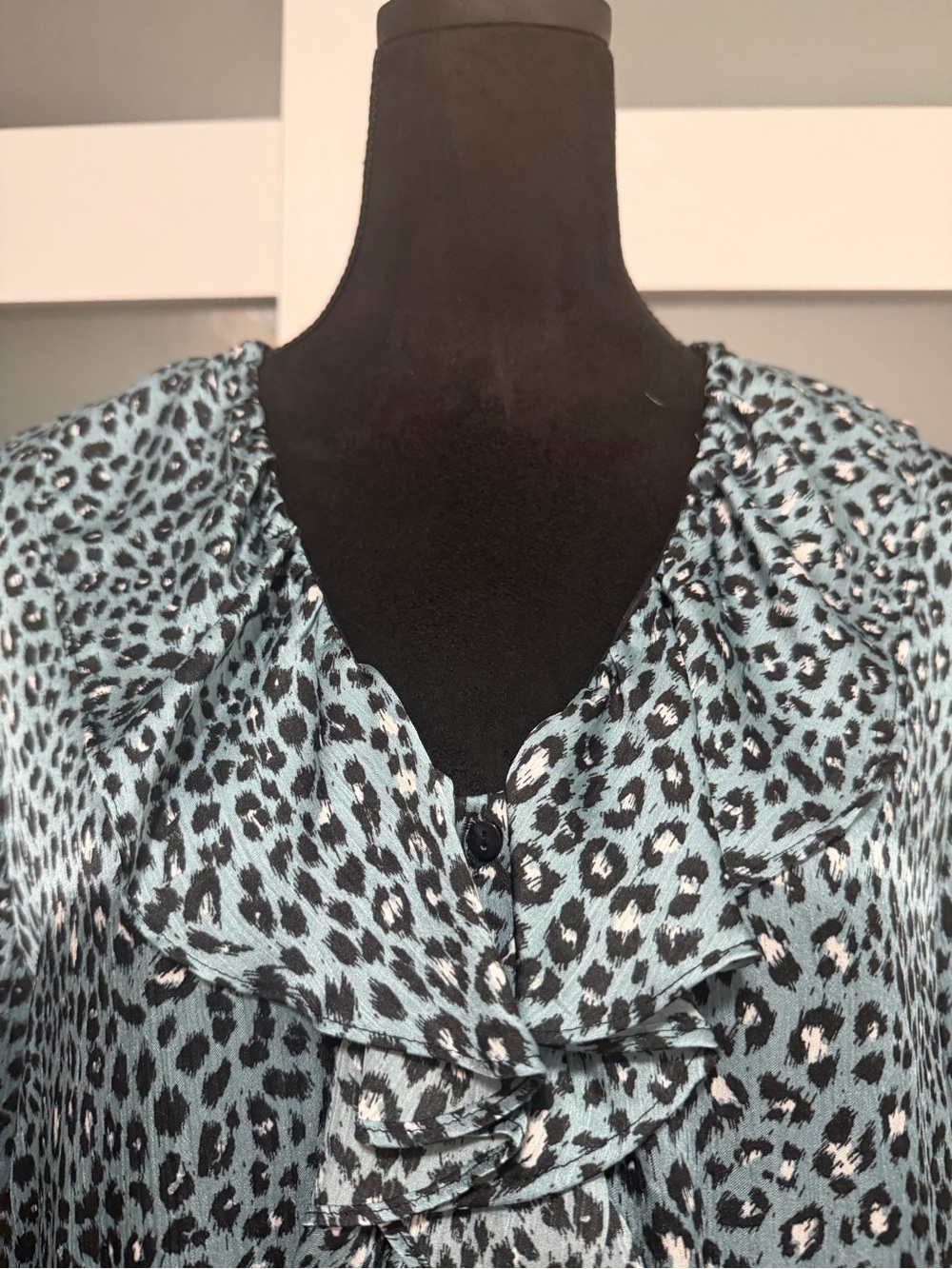 Zara Animal Print Ruffle Mini Dress Green - Picture 4 of 8